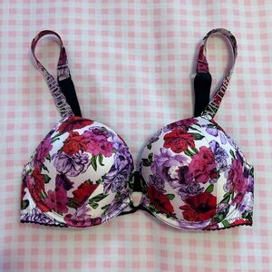 Victoria’s Secret bombshell bra
